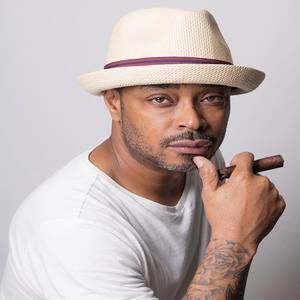 Meet your Posher, Roy